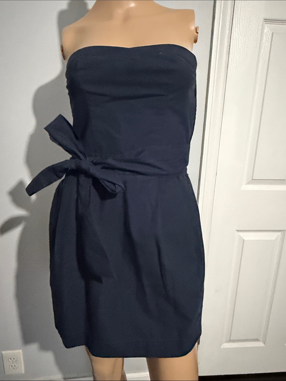 Abercrombie & Fitch Strapless Navy Bow-Waist Dress